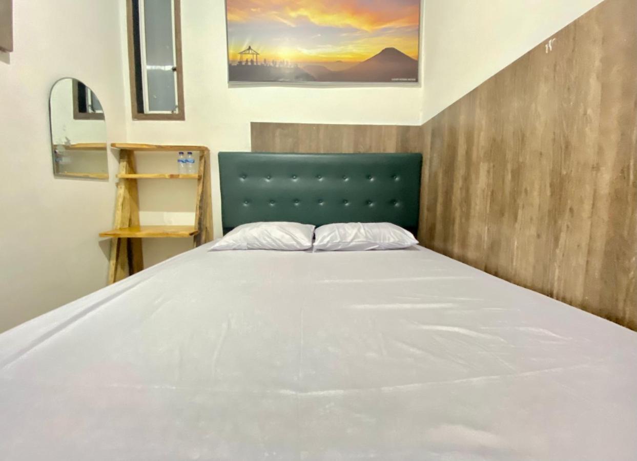 Homestay Batu Kelir Syariah Dieng Mitra Reddoorz Diyeng Exteriér fotografie