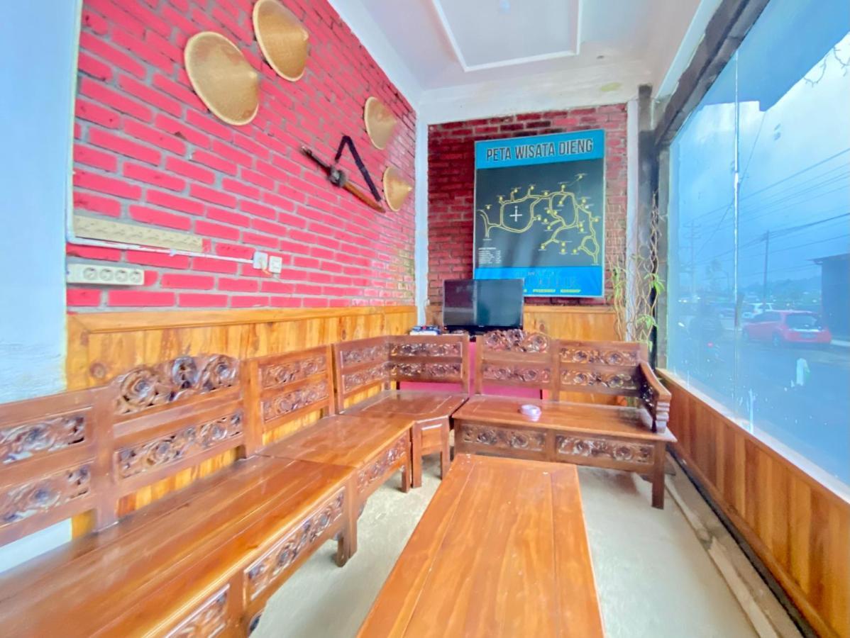 Homestay Batu Kelir Syariah Dieng Mitra Reddoorz Diyeng Exteriér fotografie